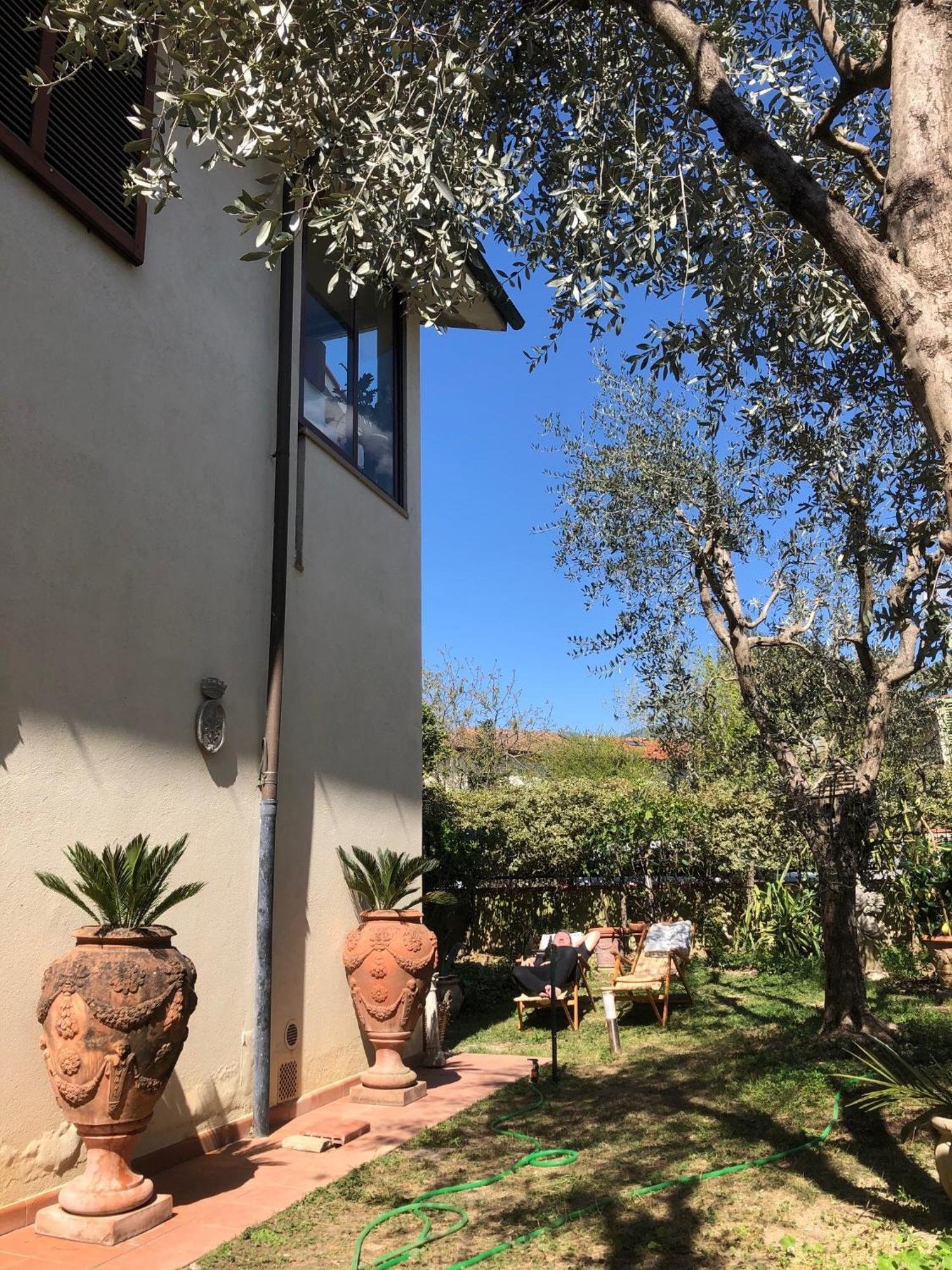 La Villa Bianca - Appartamento In Villa Сесто-Фьорентино Экстерьер фото